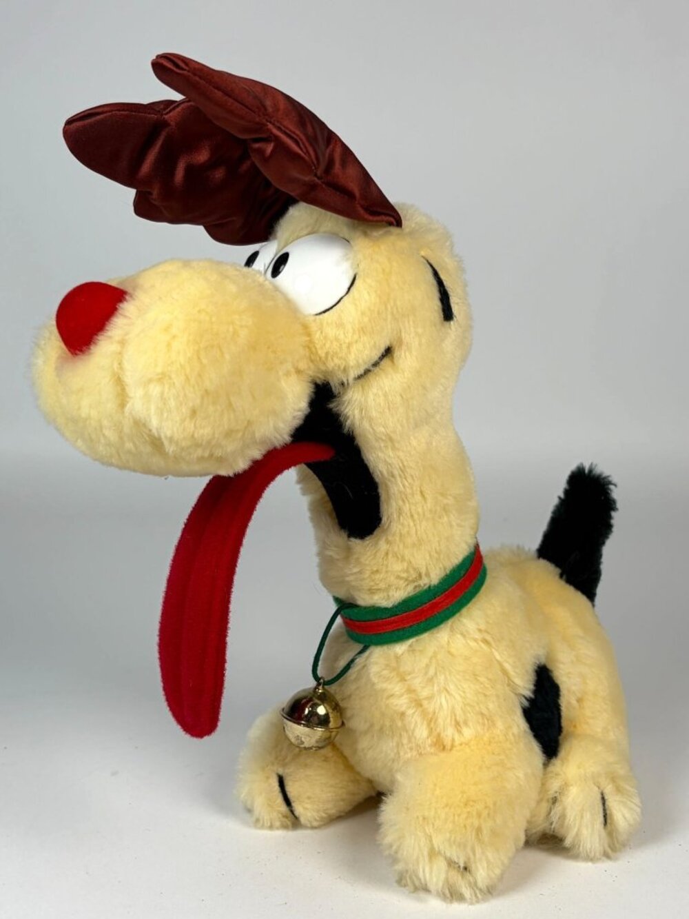 Vintage 1983 Odie the Dog Plush Stuffed Animal Dakin Garfield Cartoon Character